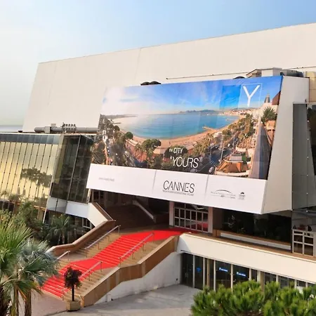 2 Facing South 300m From The Croisette Live In Le Bosquet Lägenhet Cannes